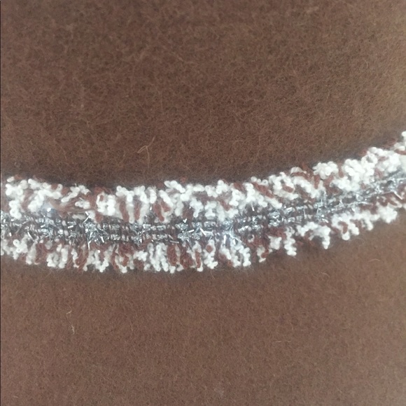 Nine West Wool Felt Raw-Cut Cloche Hat - Picture 4 of 6